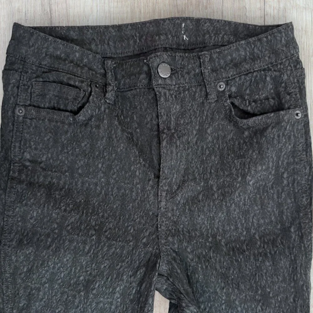 FREE PEOPLE Urban Outfitters Black Textured Skinny Stretch Ankle Pants Womens 27